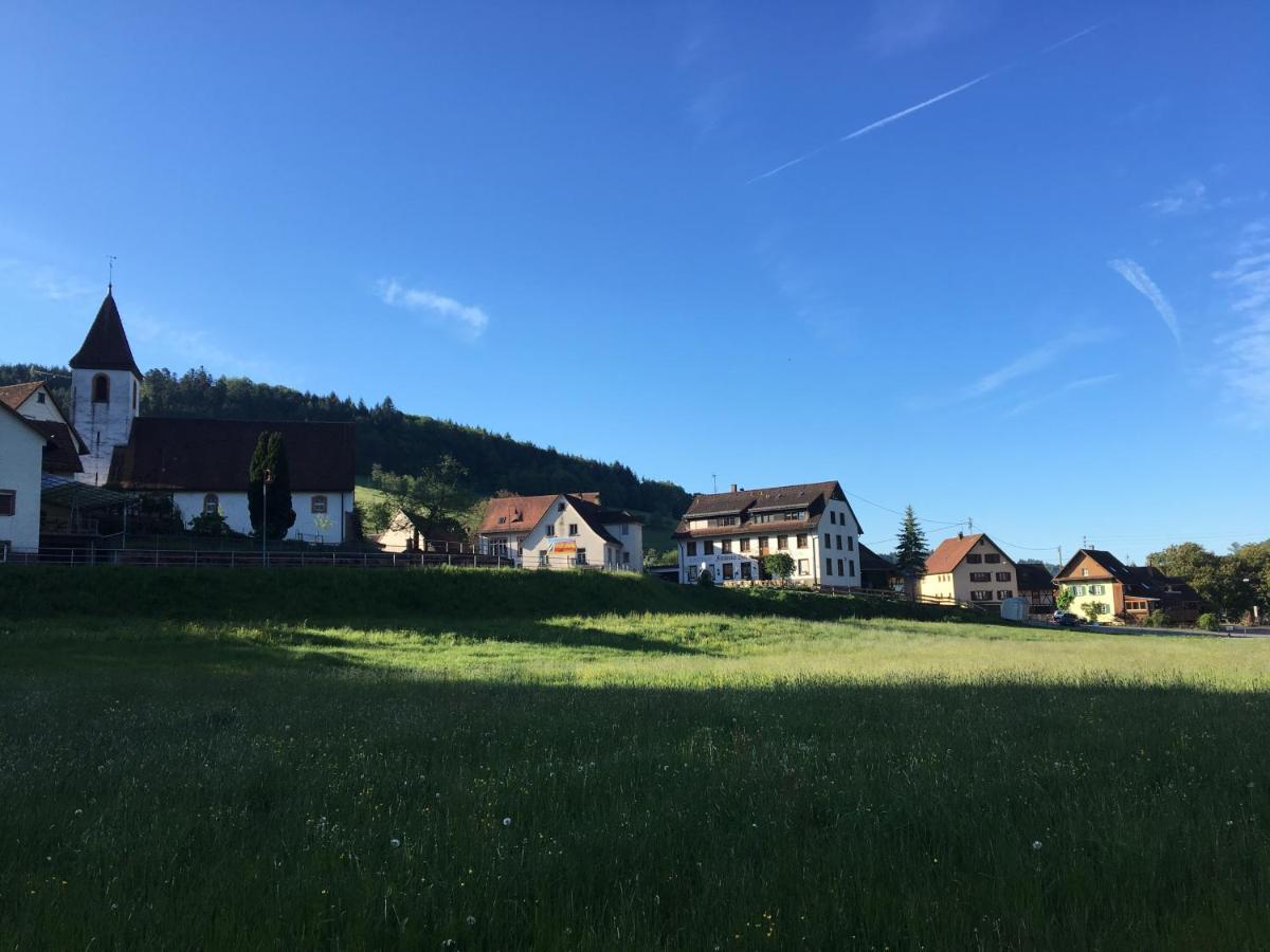 Freiaemter Hof Hotel Freiamt ภายนอก รูปภาพ